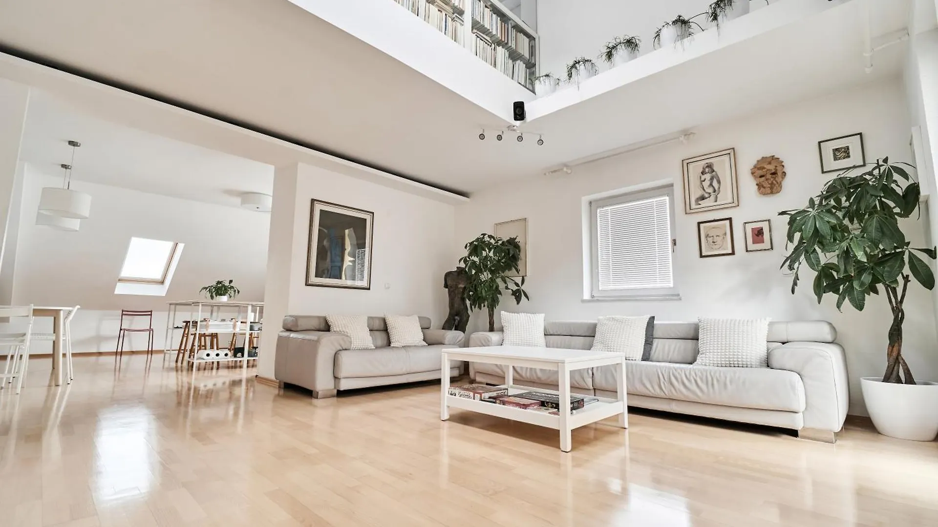Matic Spacious Modern Apartment location