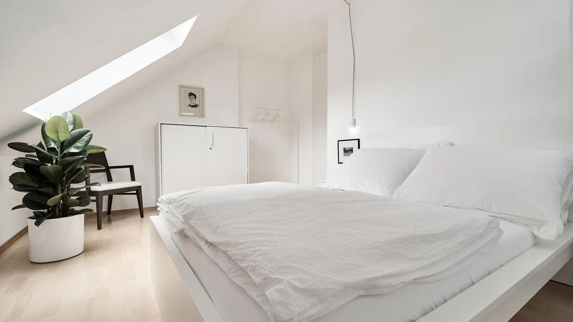 Matic Spacious Modern Apartment Ljubljana