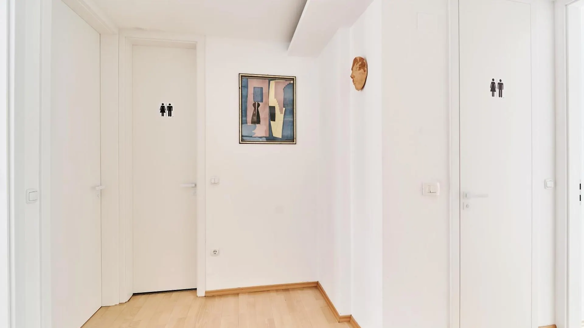 Matic Spacious Modern Apartment Ljubljana